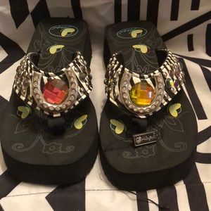 Haley BeeZ flip flops